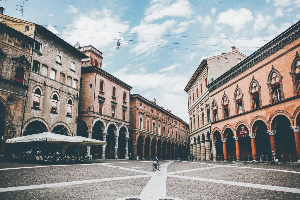 Vendere oggi a Bologna. Scopri le ultime dal Mercato immobiliare e i consigli del nostro Team.